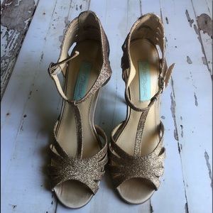 Blue by Betsey Johnson Size Champagne Glitter